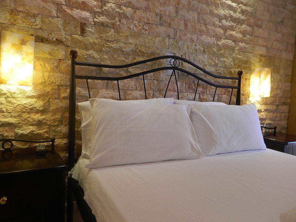 Acti Plaka Hotel Zimmer foto